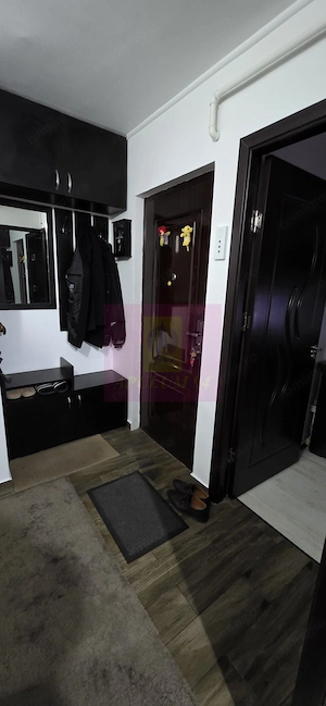 Apartament cu 2 camere de vânzare în Câmpina, zonă Central - imagine 5