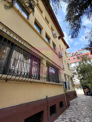 Vila individuala, Cotroceni-Facultatea de Medicina-20 camere