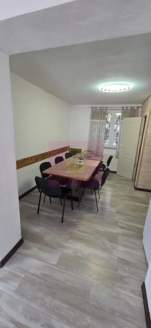 Vila de vânzare cu 8 camere și garaj in Busteni - imagine 7