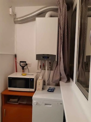 De închiriat: Ap. 2 camere decomandat - Metrou Apărătorii Patriei & Parcare - imagine 3