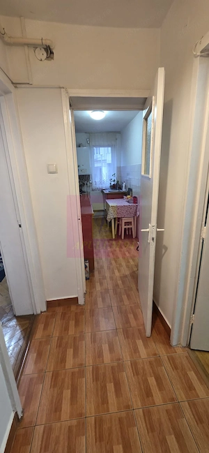 Apartament cu 3 camere de vanzare in Campina - imagine 14