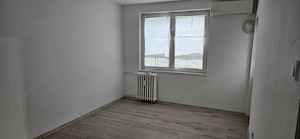 Apartament de vanzare 2 camere decomandat zona Diham Basarabia complet renovat 2026