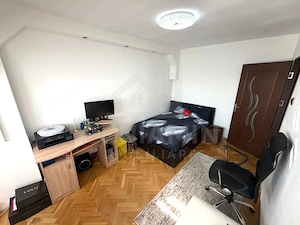 Apartament 2 camere decomandat 1 Mai Parcul Romanescu etaj 3 56mp - imagine 3