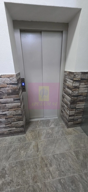 Apartament 3 camere de vânzare la Sinaia - imagine 15