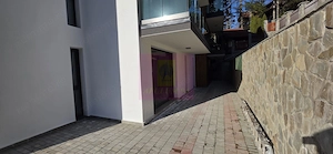 Apartament 3 camere de vânzare la Sinaia - imagine 17
