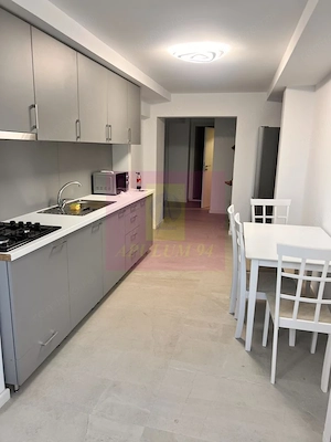 Vanzare apartament 3 camere Decebal, metrou, parking - imagine 4