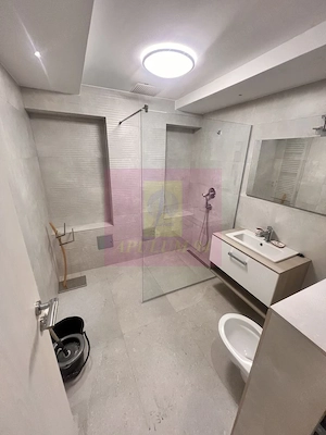 Vanzare apartament 3 camere Decebal, metrou, parking - imagine 9