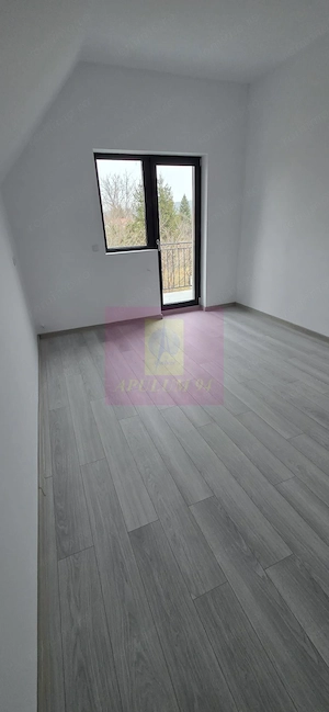Vila de vanzare cu 4 camere in Brebu - imagine 14