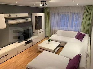 Apartament 3 camere, 70 mp, zona Zorilor  - imagine 2