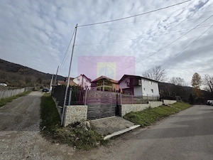 Vila de vacanta cu 4 camere de vanzare in Valea Doftanei - imagine 4