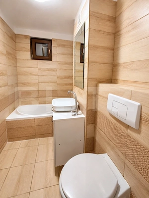 Apartament cu 3 camere, 70 mp + 4 mp balcon, zona Fabric - imagine 7