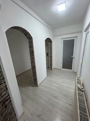 Vând apartament 2 camere confort 1,decomandat - imagine 5