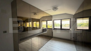 Casa 190mp,plus teren 2000 mp,zona Carcea - imagine 10