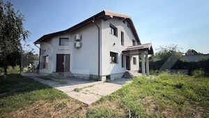 Casa 190mp,plus teren 2000 mp,zona Carcea - imagine 18