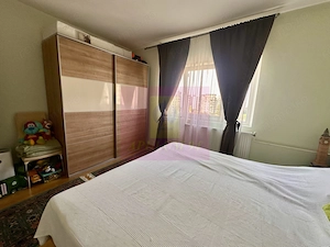 2 camere de vanzare Sebastian - Novaci - imagine 7