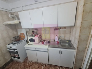 Apartament cu 3 camere de vanzare in Campina - Zona Centrala - imagine 8