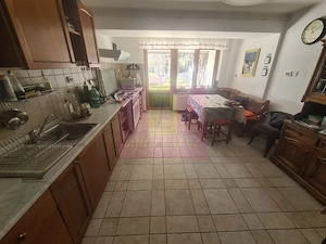 Vila de vanzare in Breaza - Zona Breaza de Sus - imagine 19