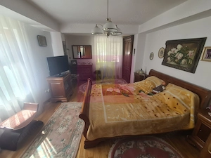 Vila de vanzare in Breaza - Zona Breaza de Sus - imagine 10