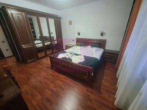 Hotel Boutique de vanzare in Sinaia - imagine 9