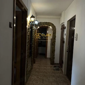 Apartament 2 camere decomandate in zona Nicolina. - imagine 6