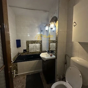 Apartament 2 camere decomandate in zona Nicolina. - imagine 5