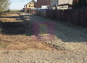 Gulia, lot de casa 528 mp, cu utilități în apropiere