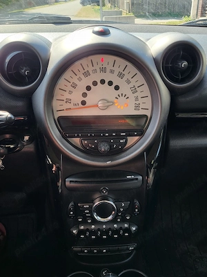 Mini CooperD Countryman ALL4  - imagine 5