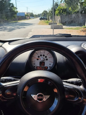 Mini CooperD Countryman ALL4  - imagine 6