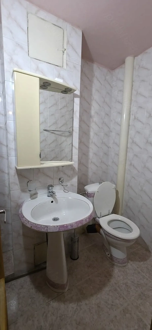 Etaj 1  ap 3 camere, 84mp  + 2 balcoane, zona Bucovina - imagine 14