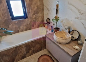 Gulia, casă 4 camere parter, 107 mp utili, curte 500, între 2 păduri - imagine 4