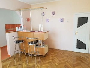 De VÂNZARE casă cu etaj in Grădiște - imagine 4