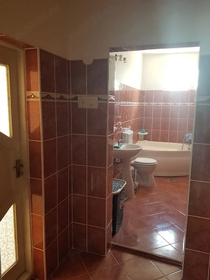 De VÂNZARE casă cu etaj in Grădiște - imagine 5