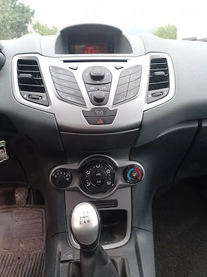 Ford fiesta 1.3 mpi   gpl - imagine 2