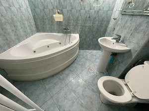 Apartament 3 camere - imagine 3