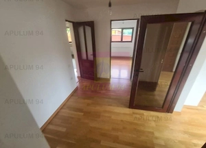 Vilă de vânzare în Comarnic - imagine 12