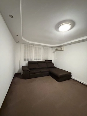 Apartament 3 camere, decomandat | Renovat recent | 3 min metrou Râul Doamnei | Centrală proprie - imagine 6