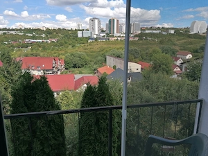 Inchiriez apartament cu o camera in zona str. Campului - imagine 5