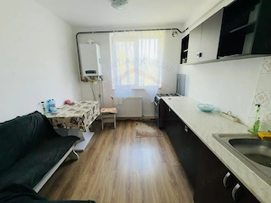 50.000 euro, APARTAMENT 2 camere semidecomandat, Micro 19 - imagine 5