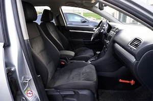 Volkswagen Golf VI Variant 1.6 TDI DSG Highline   105 CP   2013 - imagine 2