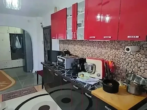 apartament 3 camere decomandate 2 balcoane 80 metri pătrați spatiu suficient pentru o familie  - imagine 3
