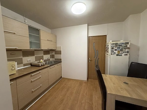 Apartament cu 3 camere, decomandat, 65 mp utili, etaj 4 cu acoperis - Soarelui - imagine 6