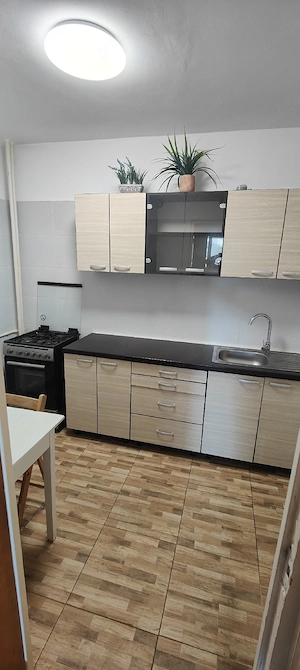 PARTICULAR | 3 camere decomandat | 200 m metrou pet friendly 