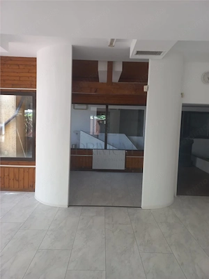 Spatiu comercial - zona excelenta - centrala proprie - trifazic - trafic pietonal - imagine 4