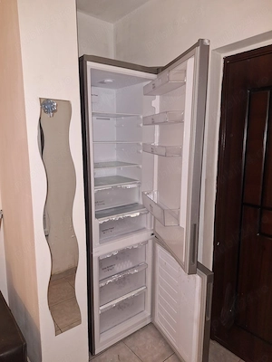 Închiriez apartament 2 camere - imagine 2