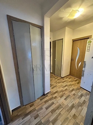 Dambovita - 2 Camere - Etaj intermediar cu LIFT - Centrala proprie - Decomandat - imagine 5