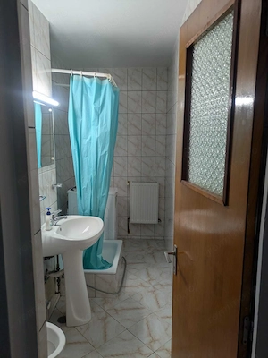 Inchriez garsoniera spatioasa Virtutii langa metrou Lujeru 400   - imagine 3
