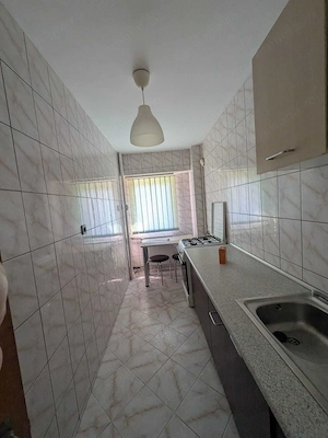 Inchriez garsoniera spatioasa Virtutii langa metrou Lujeru 400   - imagine 4