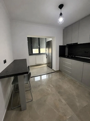 Apartament 3 camere, 65 mp, zona Rovine  - imagine 2