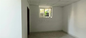 Spatiu comercial cu intrare din strada - Central - imagine 6