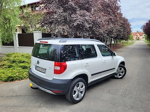 Skoda YETI 2014 benzina 1,4 TSI 122 cp Germania 148,000 km NAVI Camera  - imagine 8